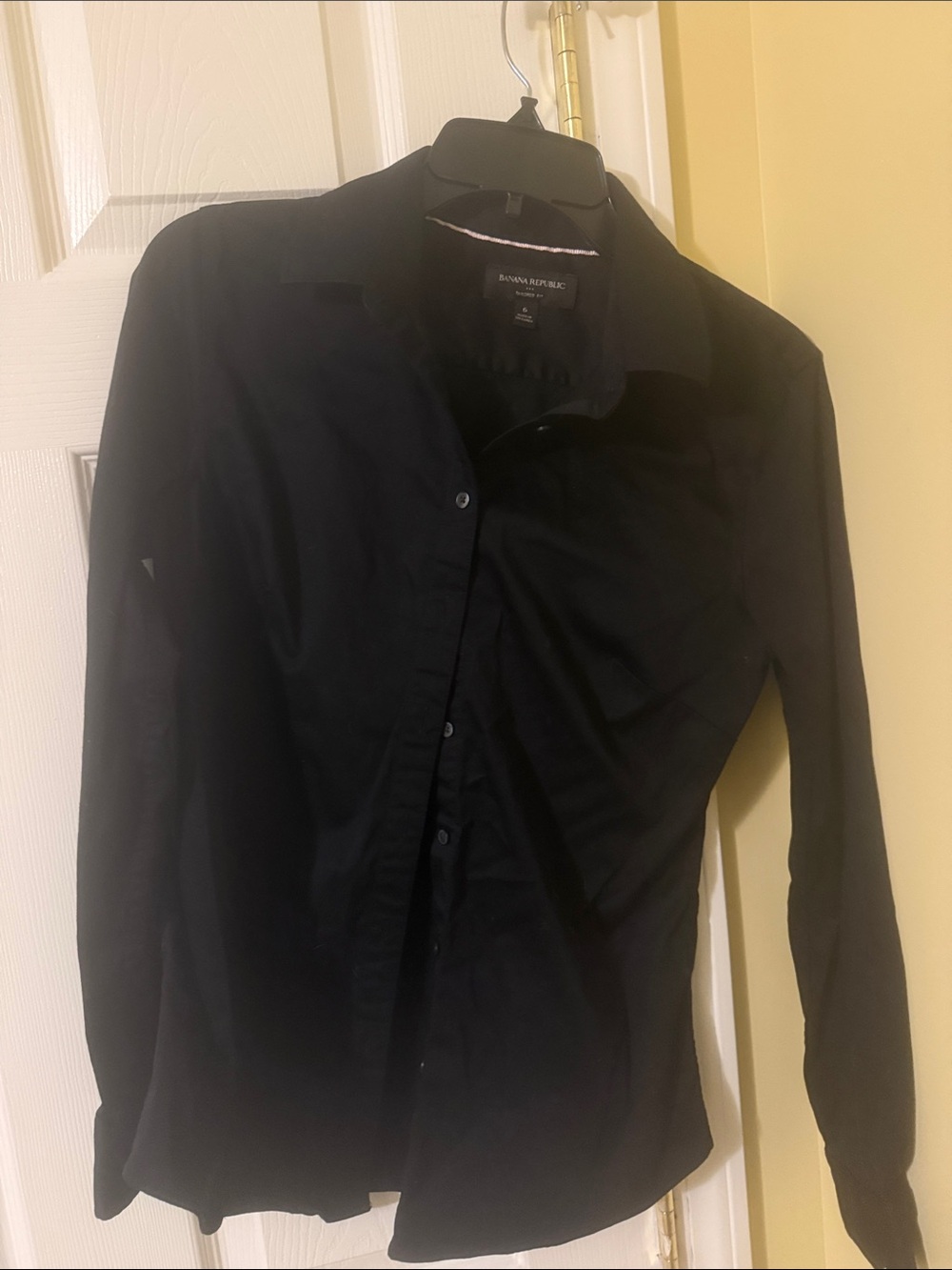 Banana Republic Black Women's Button-Up Blouse